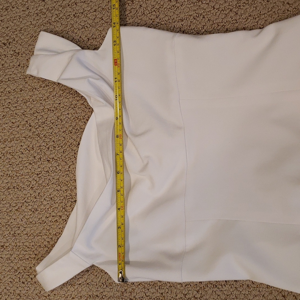 Black Halo Jackie O Off Shoulder Dress - Picture 4 of 9